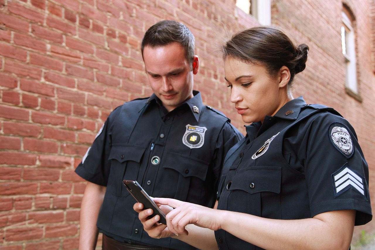Uniforme e equipamento de segurança pública - carreira na Guarda Civil Metropolitana SP 2026